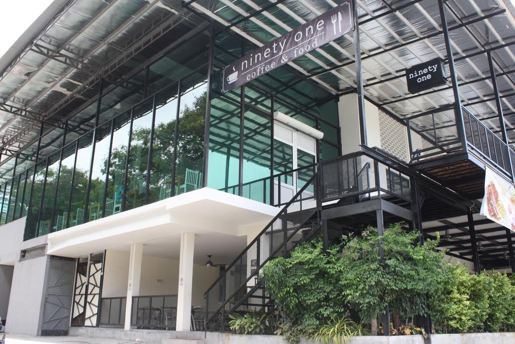 Tambun Inn Hotel Ипох Екстериор снимка